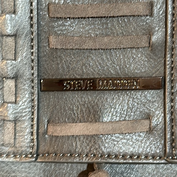 Women’s Steve Madden purse with guitar strap handle super cute - Picture 9 of 9